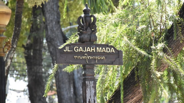 aksara bali