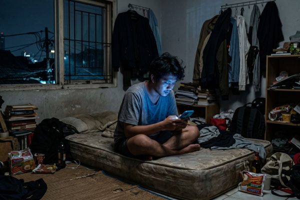 Tiket Pesawat 4 Juta PP: Membedah ‘Ceremonial Guilt’ Perantau Bali Saat Galungan